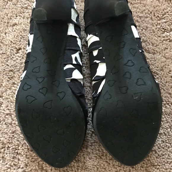 Beautiful dress shoes - Picture 5 of 5